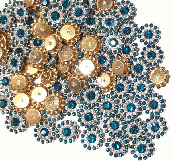 Stone Flower for Embroidery, Clothes, Blouse, Saree, Dress Decoration (Pack of Approx 250 Pcs/125 GMS) (Sky Blue)